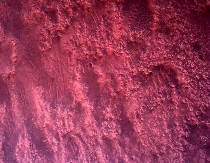 تصاویر رنگی دیده نشده از مریخ 
