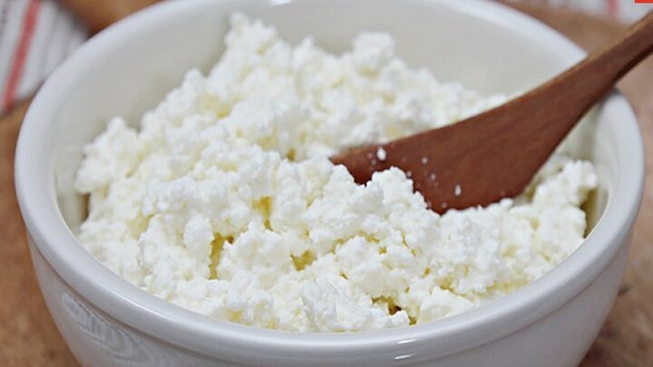 نحوه درست کردن پنیر خانگی با آبلیمو + مواد لازم