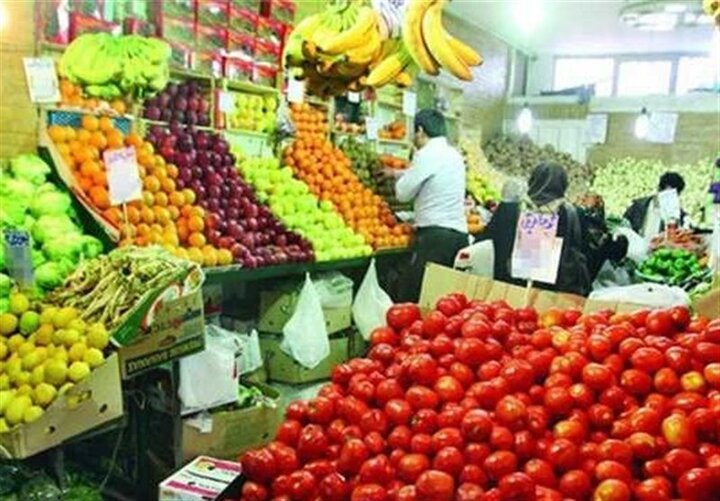  تقاضای مردم برای خرید میوه کاهش یافته است