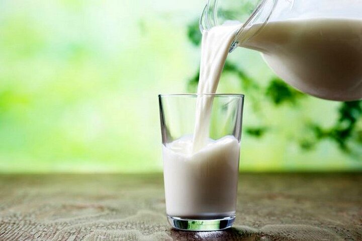 مضرات مصرف زیاد شیر
