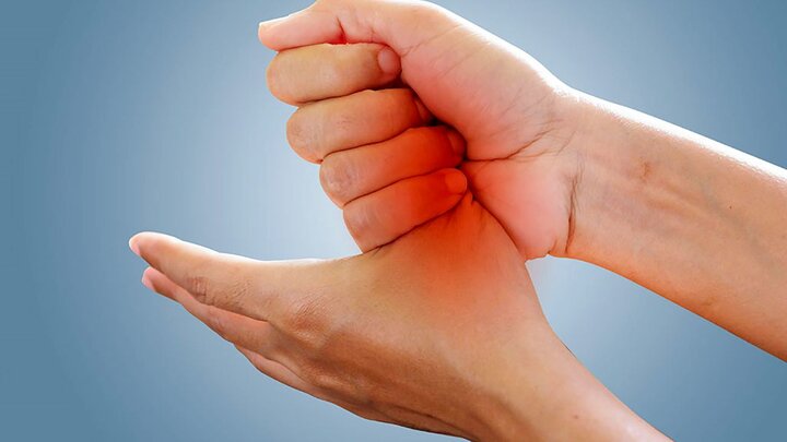 علت درد انگشت شست دست چیست؟ + نحوه درمان