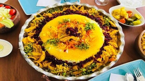 دمی شیر؛ غذای سنتی اردبیل و تبریز + طرز تهیه 