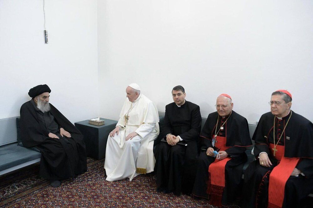 دفتر آیت‌الله سیستانی درباره دیدار پاپ بیانیه داد