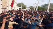 تشییع جنازه عجیب و بدون رعایت پروتکل‌های بهداشتی در خرمشهر / فیلم