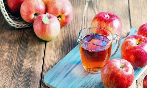  کاهش وزن با نوشیدن سرکه سیب