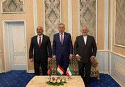 وزرای خارجه ایران، تاجیکستان و افغانستان به صورت سه جانبه گفت و گو کردند