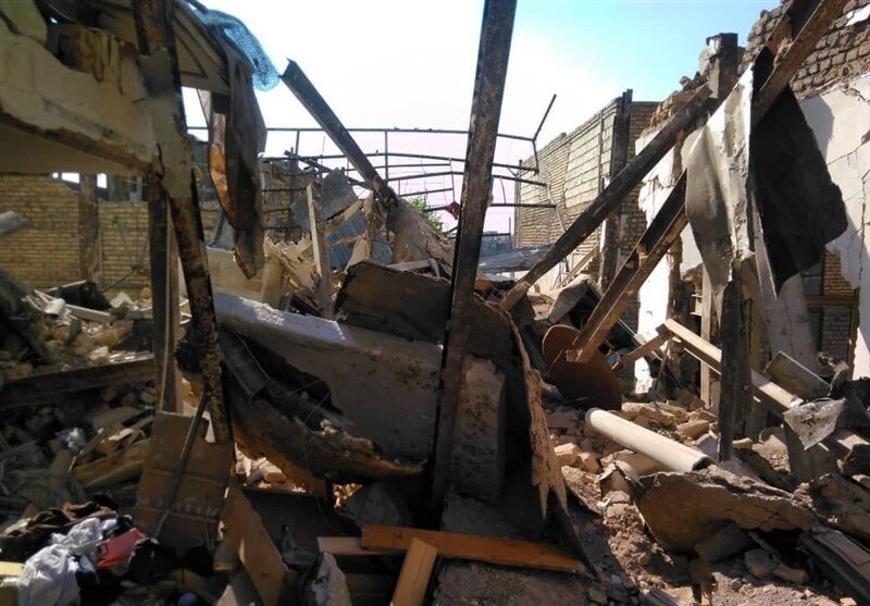 تصاویری از تخریب یک ساختمان در محله جوانمرد قصاب