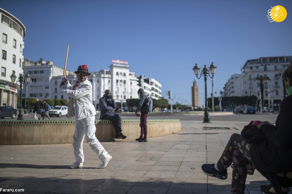 حضور چارلی چاپلین در خیابان‌های مراکش / تصاویر