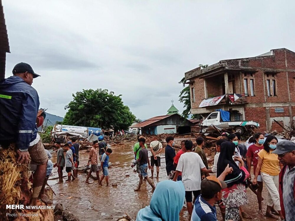 سیل مرگبار در اندونزی