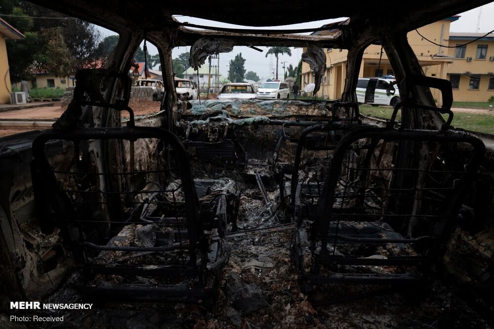 فرار بیش از ۱۸۰۰ زندانی پس از حمله افراد مسلح در نیجریه / تصاویر