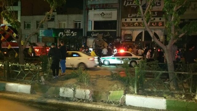 حادثه هولناک ورود میکسر بتن به یک ساختمان در تهران/ تصاویر