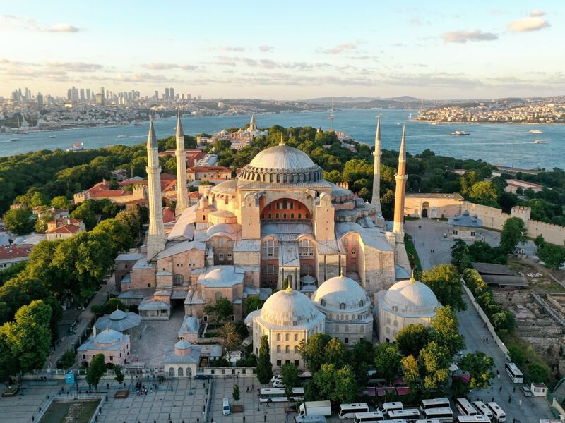 بهترین سایت رزرو تور استانبول زمینی کدام است؟