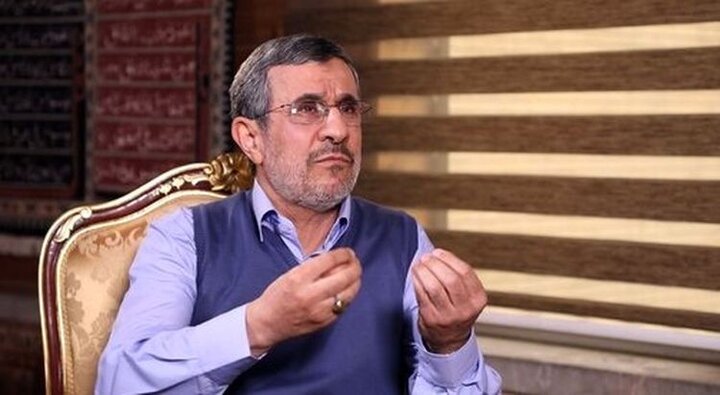 احمدی‌نژاد ادعای فائزه هاشمی را تکذیب کرد