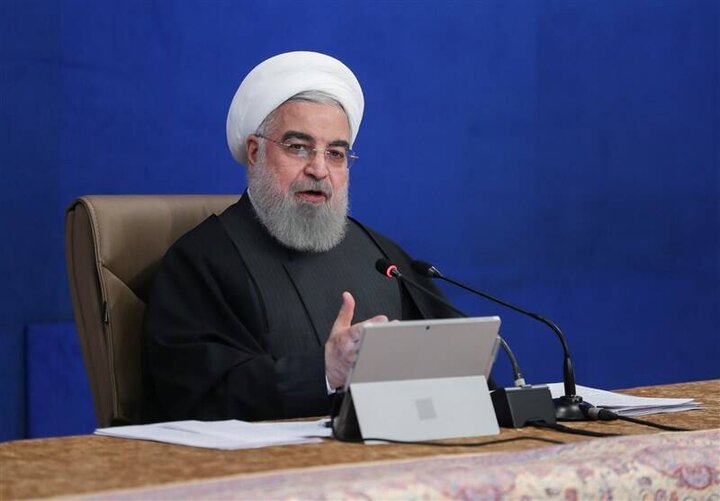 روحانی: باید فکر واکسن انبوه برای سال‌های بعد باشیم / فیلم
