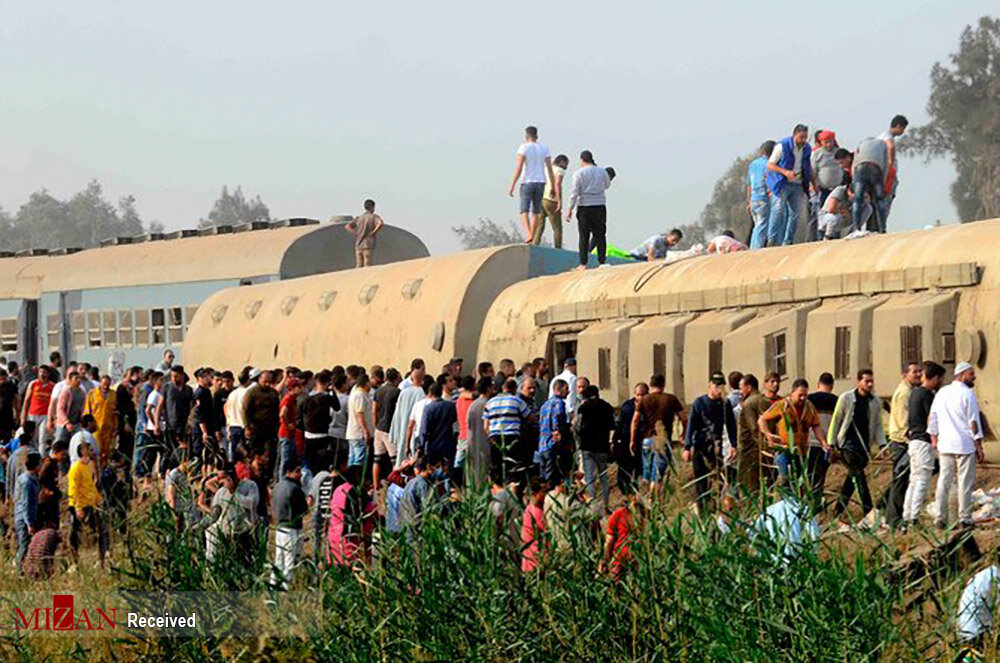 گزارش تصویری از خارج شدن قطار از ریل در یونان
