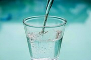 خواص بی‌نظیر نوشیدن آب ولرم برای سلامتی / عکس