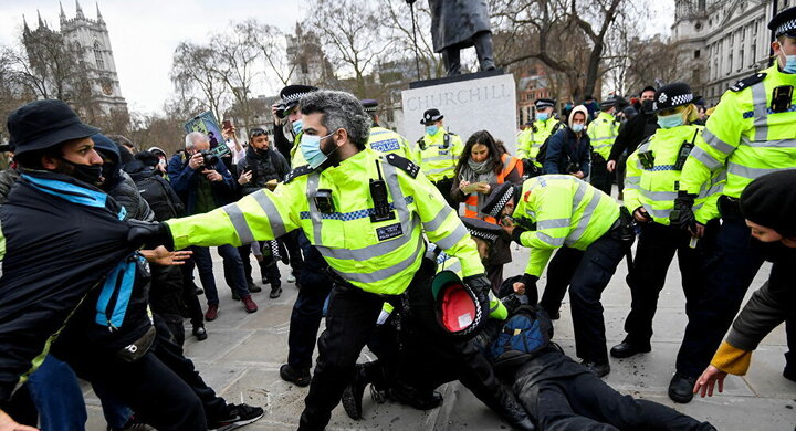 تظاهرات علیه محدودیت‌های کرونایی در لندن
