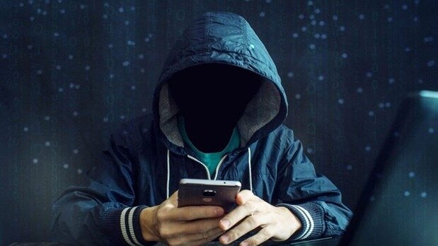 چطور بفهمیم اطلاعات شخصی تلفن همراهمان هک شده است؟