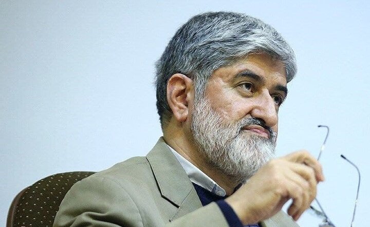 روحانی باید از ظریف حمایت کند/ در فایل صوتی منتشر شده هیچ انتقادی از وزیر خارجه نسبت به شهید سلیمانی ندیدم