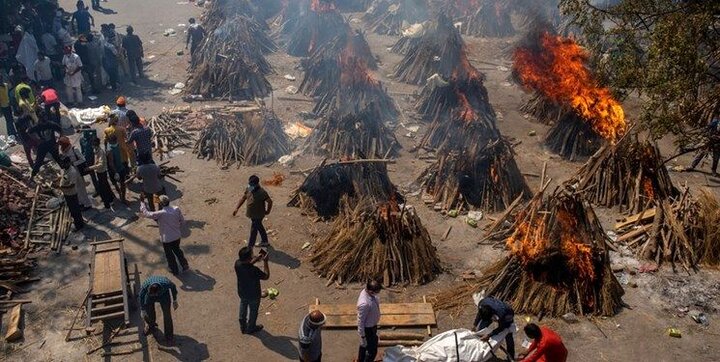 رکورد افزایش روزانه ابتلا به کرونا در هند؛ بیش از ۲۱۱ هزار نفر قربانی شدند