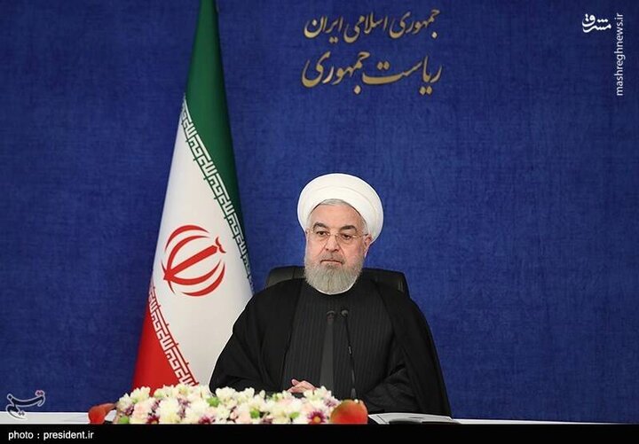 روحانی: تحریم شکسته شده است و اگر همه با هم باشیم تحریم به زودی برداشته می‌شود / فیلم