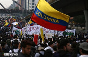 تظاهرات ضددولتی در کلمبیا با ۲۵ کشته و صدها زخمی