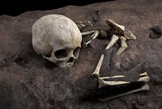 کشف بقایای کودک سه ساله در گور باستانی ۷۸هزار ساله / تصاویر