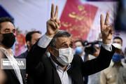 واکنش عجیب احمدی‌نژاد به خبر واکسن زدنش: معلوم شد جنس خوب زدند! / فیلم