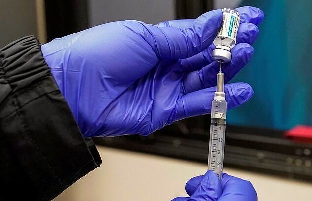 نتایج یک تحقیق درباره عوارض و میزان ایمنی تزریق ترکیبی واکسن کرونای فایزر و آسترازنکا