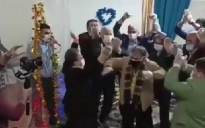رقص حمیدلولایی در بوتیمار که سانسور شد / فیلم