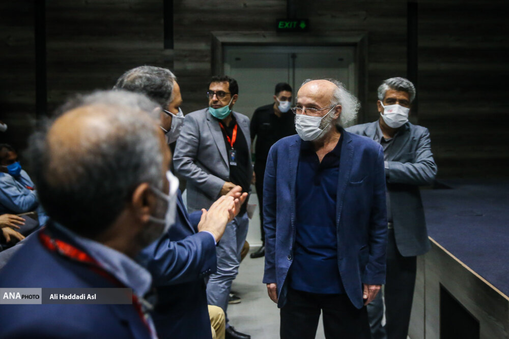 کیانوش عیاری در نخستین روز از سی و هشتمین جشنواره جهانی فیلم فجر