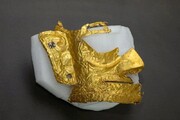 باستان‌شناسان ماسک طلای ۳ هزار ساله کشف کردند / فیلم