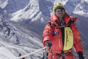صعود نخستین مرد نابینای آسیایی به قله اورست / فیلم