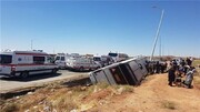 واژگونی کامیون ۱۸چرخ در محور رفسنجان به کرمان / فیلم