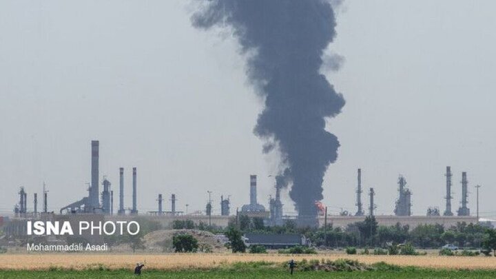 آخرین وضعیت آتش‌سوزی پالایشگاه نفت تهران؛ یکی از مخازن هنوز شعله دارد 