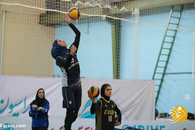 تصویری عجیب از والیبال زنان ایران!