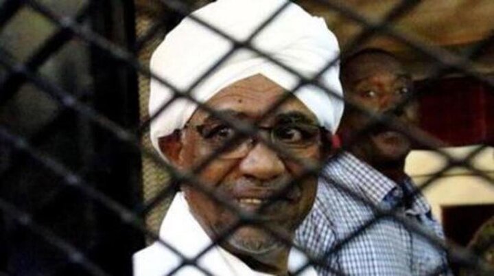 تاخیر در برگزاری دادگاه محاکمه البشیر تا اطلاع ثانوی