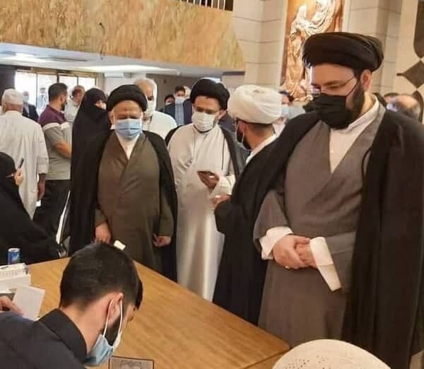 سیدعلی خمینی یادگار امام (ره) در انتخابات شرکت کرد / عکس