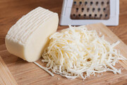 طرز تهیه پنیر پیتزا خانگی | ترفندهای کشدار کردن پنیر پیتزا