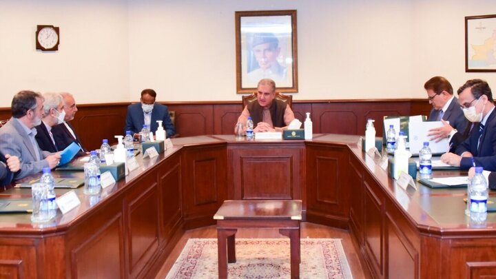 نماینده ظریف با وزیر خارجه پاکستان دیدار کرد