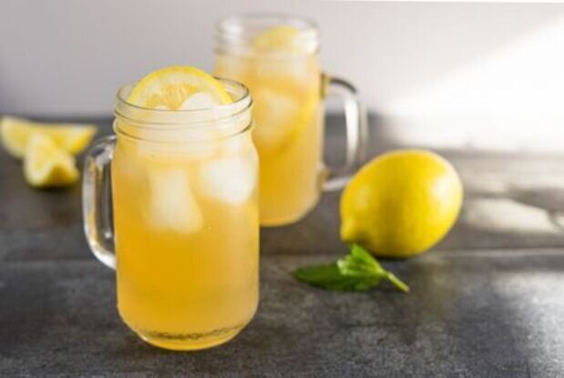 نحوه درست کردن لیموناد برای روزهای گرم تابستان