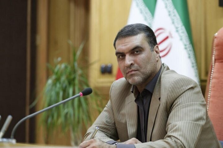 ادعاها درباره تعداد آرای احمدی‌نژاد در انتخابات تکذیب شد / عکس