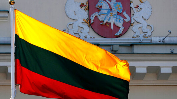 ورود وزیر خارجه لیتوانی به بغداد