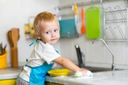مشارکت کودکان در نظافت منزل