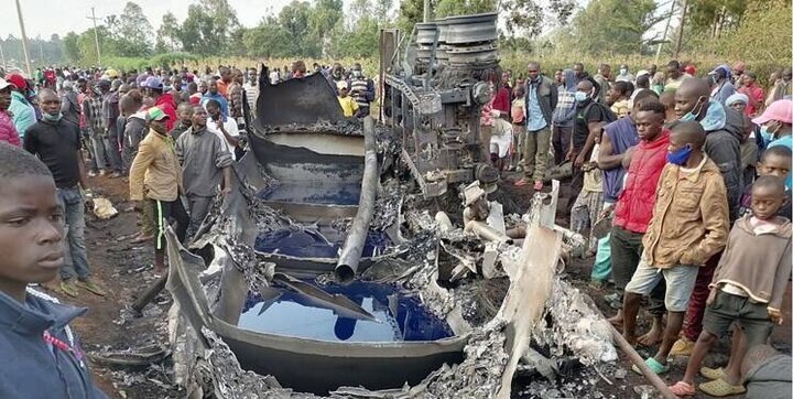 انفجار وحشتناک تانکر سوخت در کنیا / ۱۳ نفر کشته شدند / عکس و فیلم