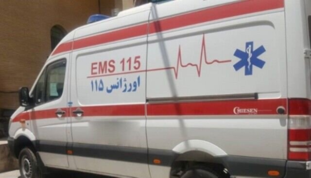 تصادف خونین مینی‌بوس با پژو در تهران / آمار مصدومان اعلام شد