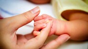 فواید برقراری تماس پوستی مادر و نوزاد در لحظات اولیه تولد