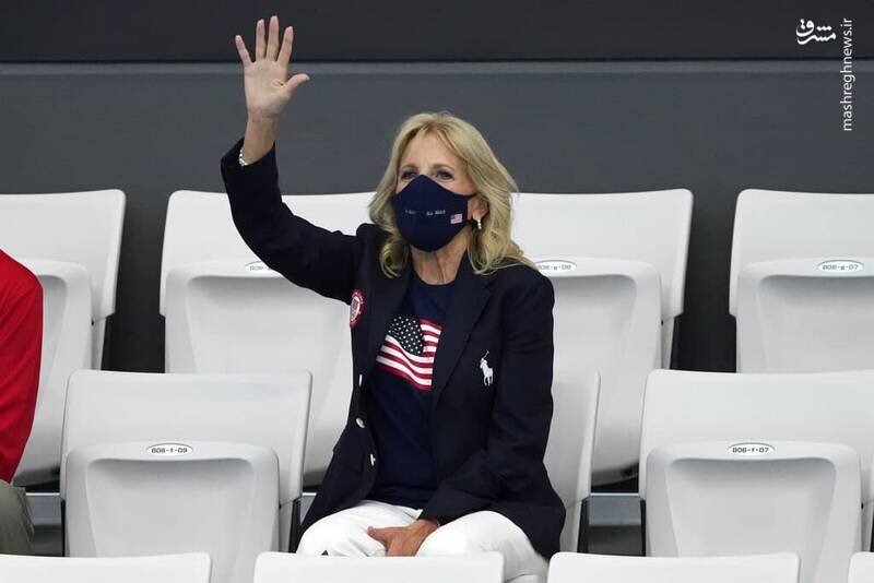 عکسی از همسر بایدن در مرکز بازی‌های آبی المپیک توکیو