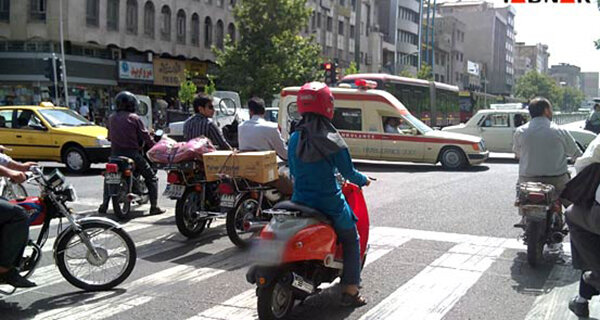  بانوان مجاز به گرفتن گواهینامه موتور سیکلت نیستند