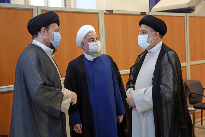 رئیسی و روحانی در یک قاب / عکس